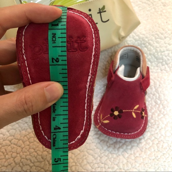 Pipit Suede Flower Apricot Camel Baby Shoes Size 1 - Picture 9 of 10